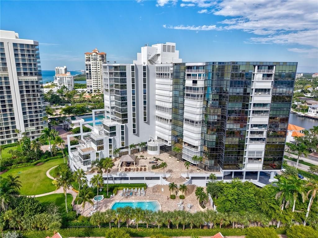 4751 Gulf Shore Blvd N, Unit 602, Naples, FL 34103 Photo