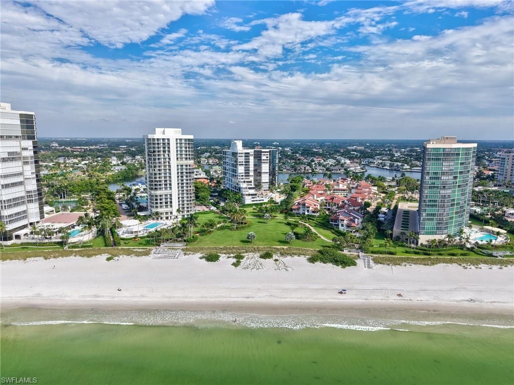 4751 Gulf Shore Blvd N, Unit 602, Naples, FL 34103 Photo