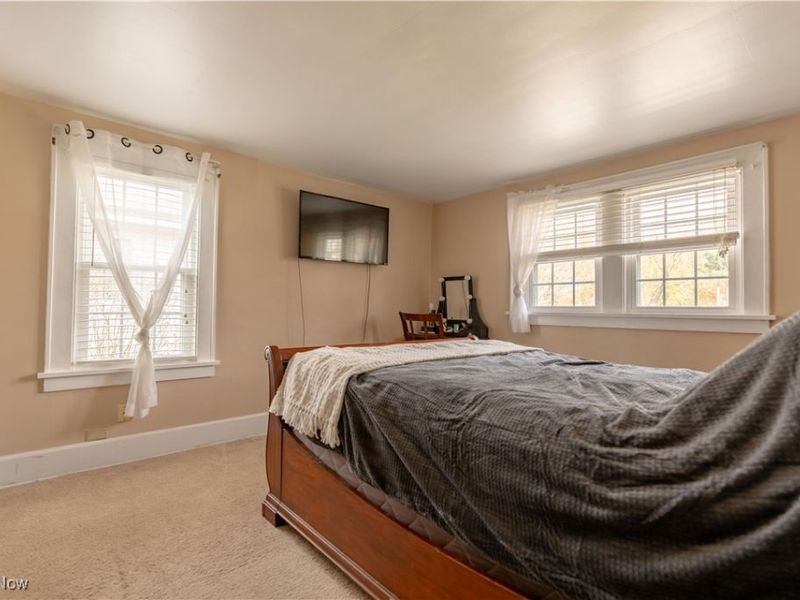 1030 Sunset Drive, Alliance, OH 44601 Photo 19