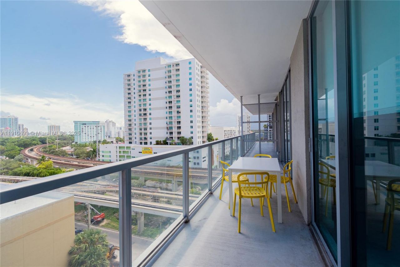79 SW 12th St, Unit 1002-S, Miami, FL 33130 Photo