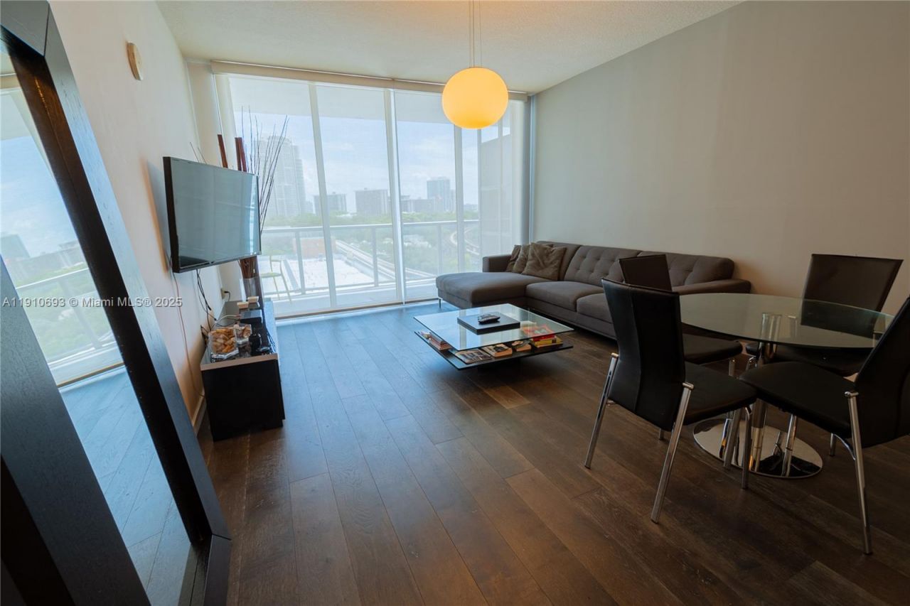 79 SW 12th St, Unit 1002-S, Miami, FL 33130 Photo