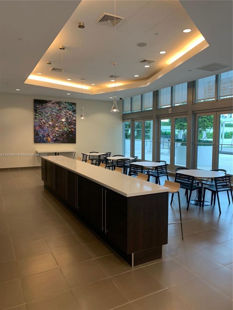 79 SW 12th St, Unit 1002-S, Miami, FL 33130 Photo