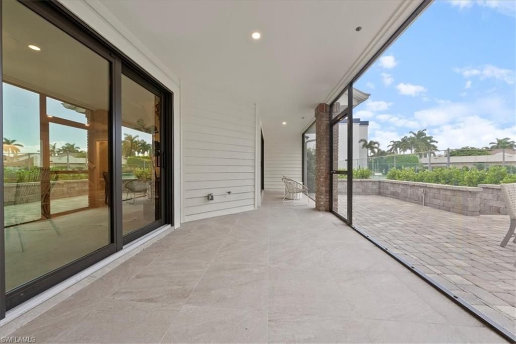 569 Park Shore Dr, Unit G5, Naples, FL 34103 Photo