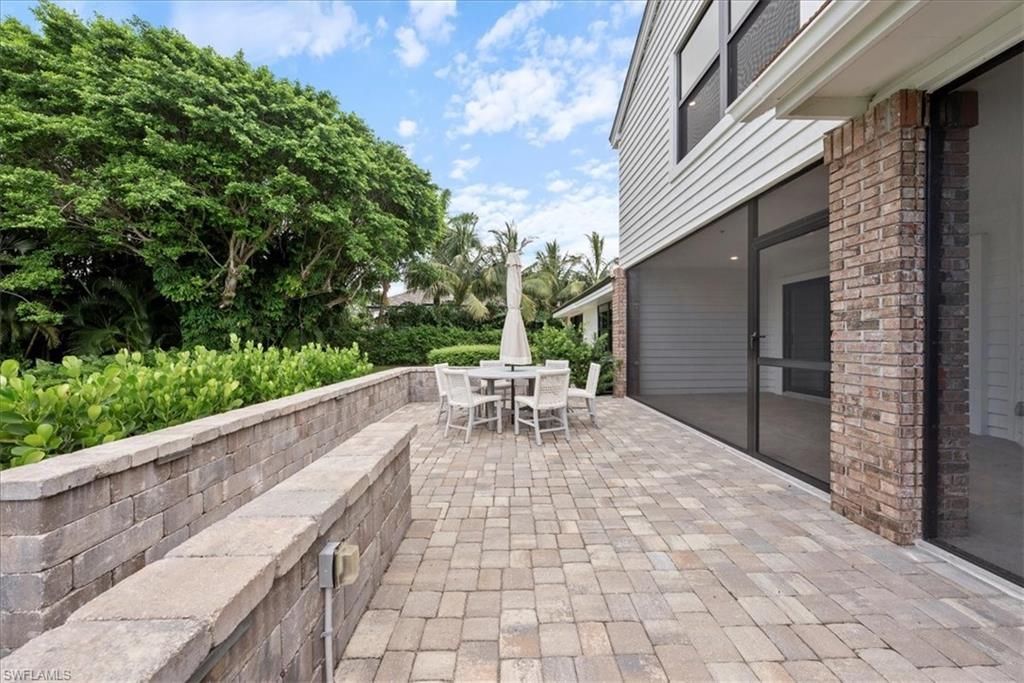 569 Park Shore Dr, Unit G5, Naples, FL 34103 Photo