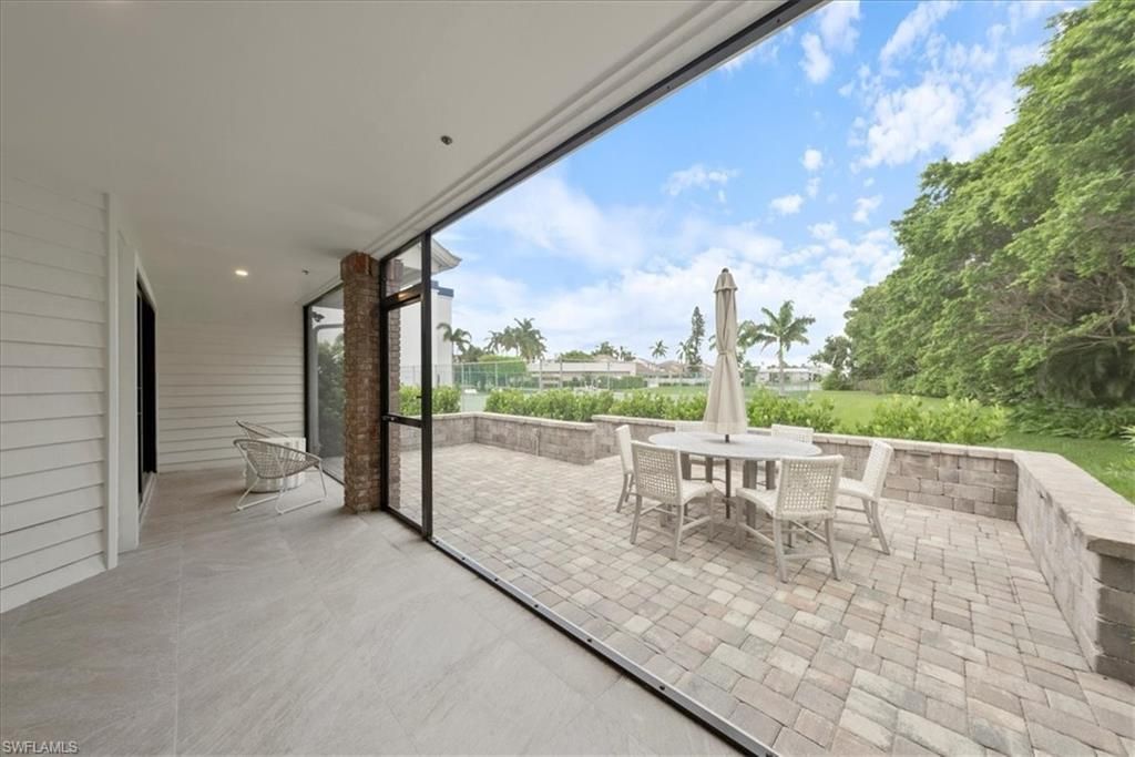 569 Park Shore Dr, Unit G5, Naples, FL 34103 Photo