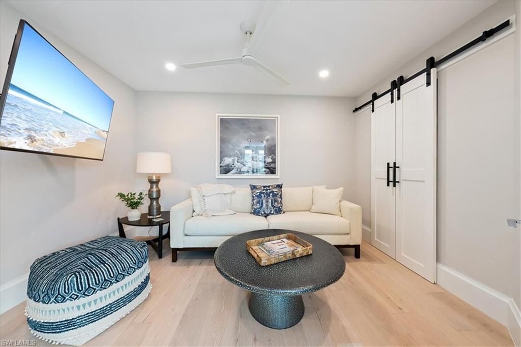 569 Park Shore Dr, Unit G5, Naples, FL 34103 Photo