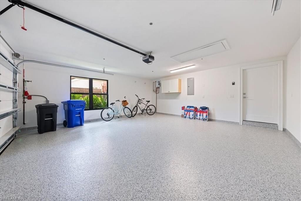 569 Park Shore Dr, Unit G5, Naples, FL 34103 Photo