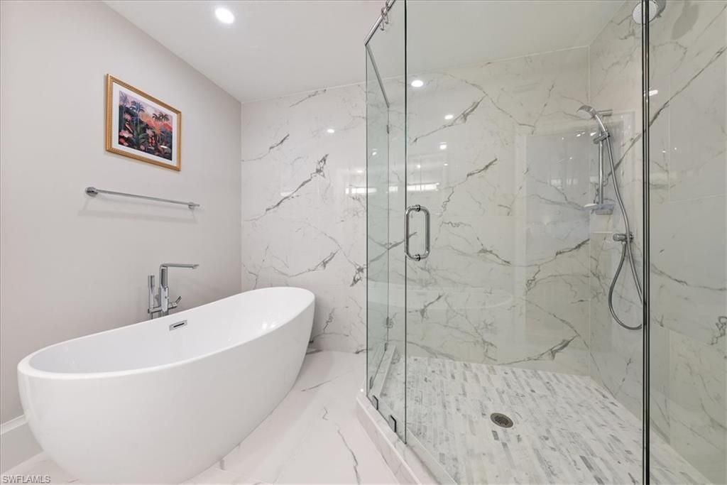 569 Park Shore Dr, Unit G5, Naples, FL 34103 Photo