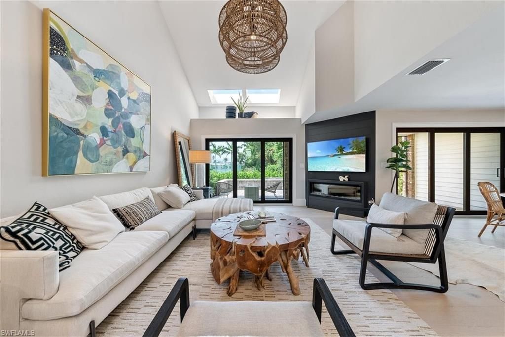 569 Park Shore Dr, Unit G5, Naples, FL 34103 Photo