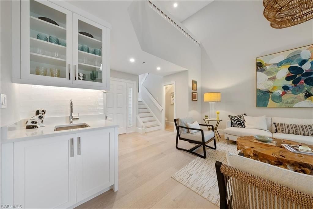 569 Park Shore Dr, Unit G5, Naples, FL 34103 Photo