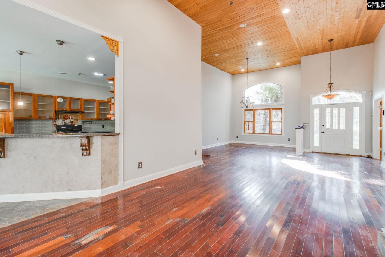 1516 Mullis Road Photo 7