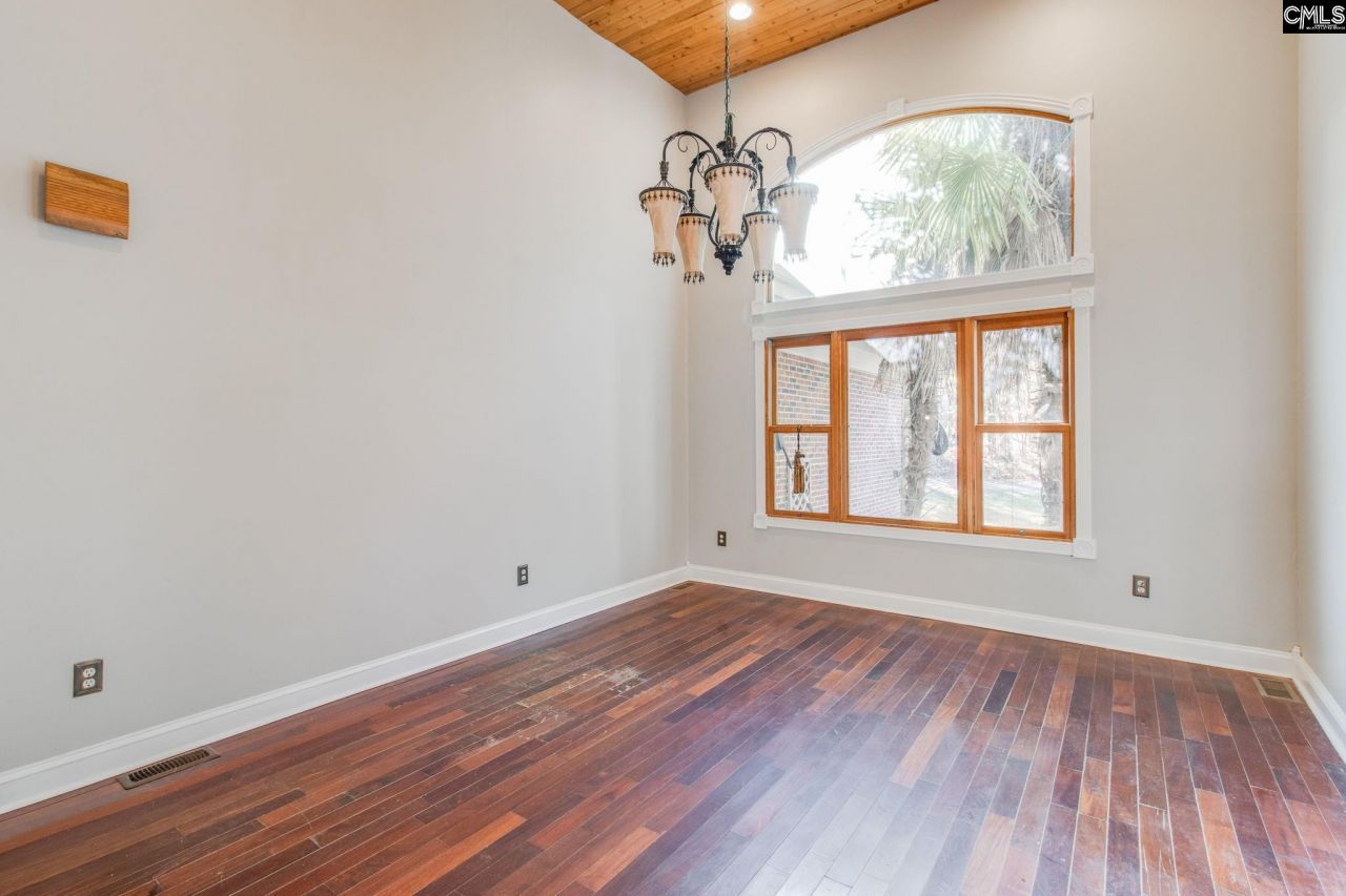 1516 Mullis Road Photo 8