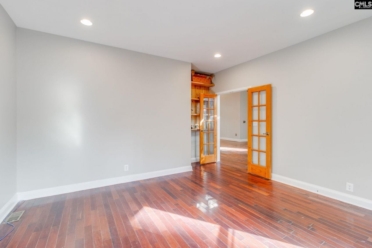 1516 Mullis Road Photo 9