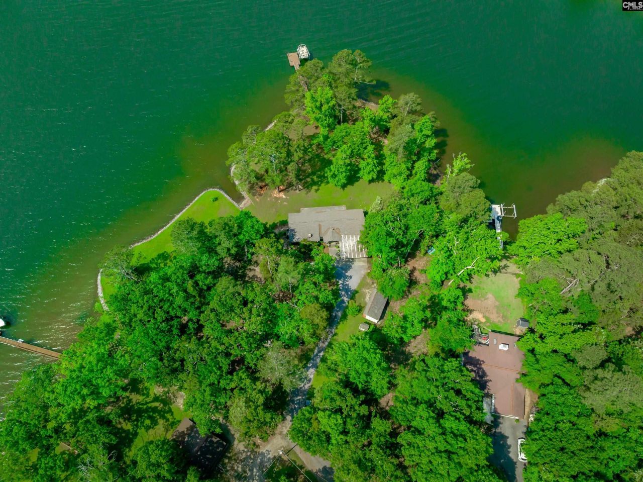 748 Crystal Lake Circle  Photo 13