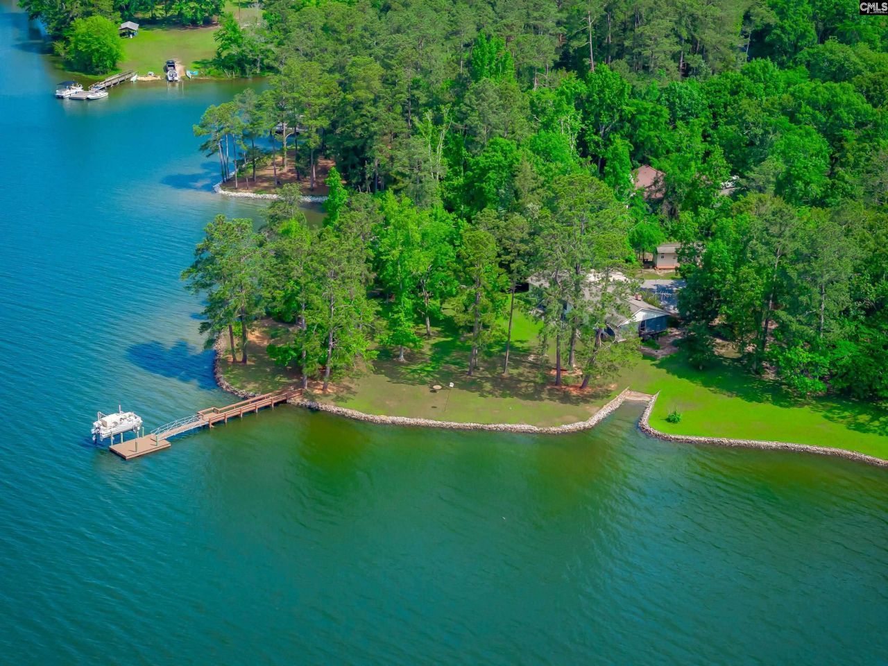 748 Crystal Lake Circle  Photo 19