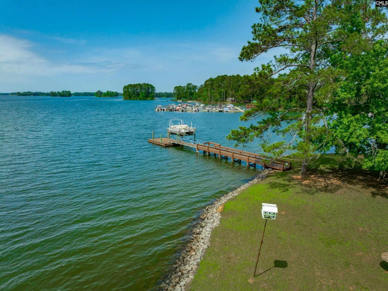 748 Crystal Lake Circle  Photo 29