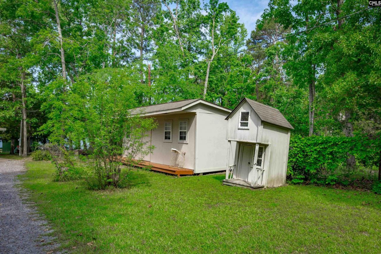 748 Crystal Lake Circle  Photo 33