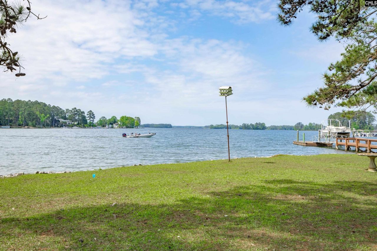 748 Crystal Lake Circle  Photo 38