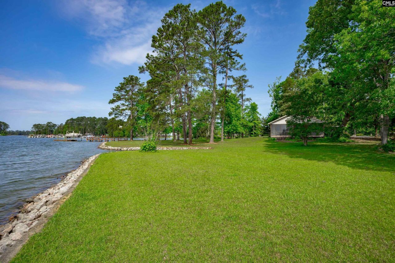 748 Crystal Lake Circle  Photo 40