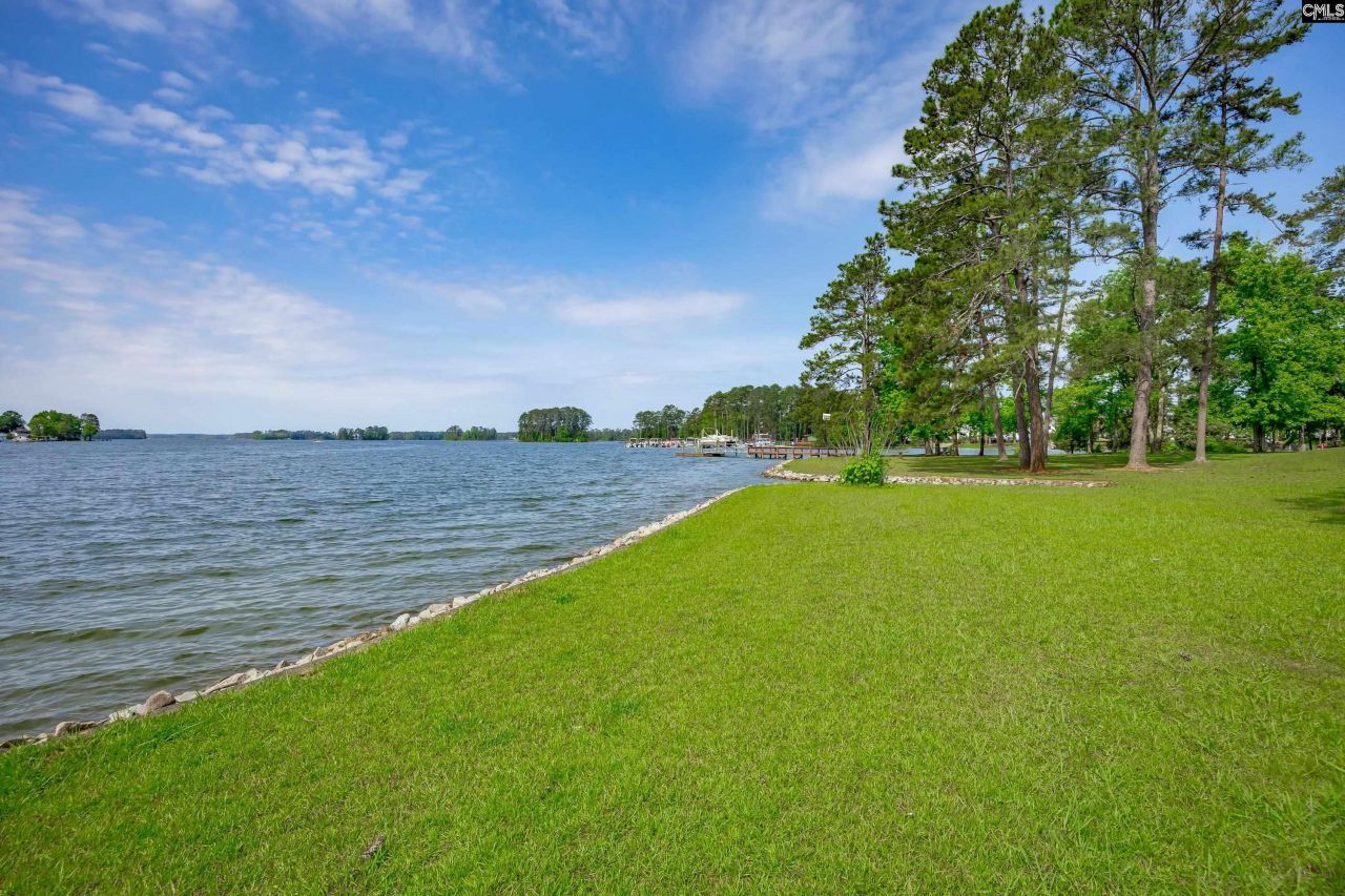 748 Crystal Lake Circle  Photo 41