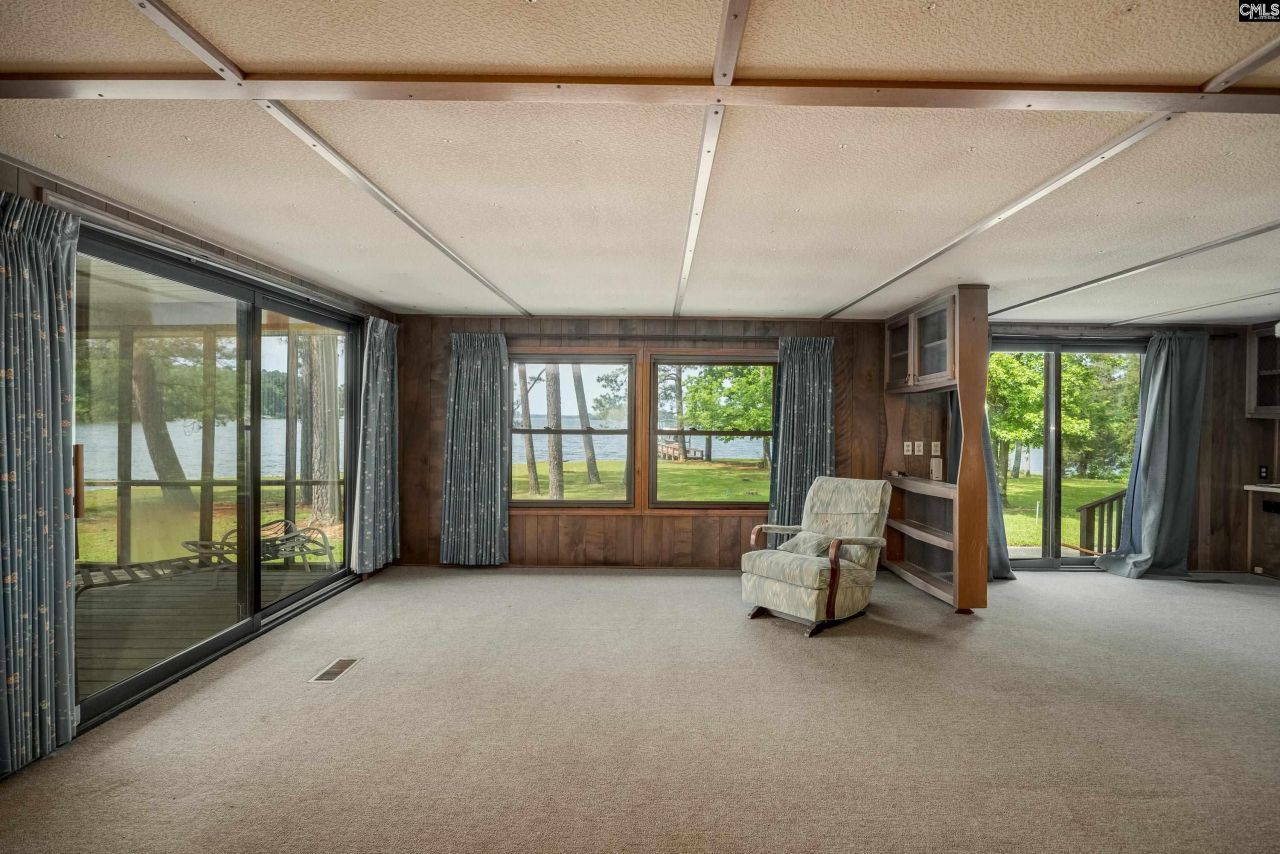 748 Crystal Lake Circle  Photo 45