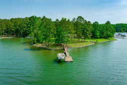 748 Crystal Lake Circle  photo 4