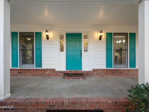 8675 Cedar Farms Drive, Cordova, TN 38016