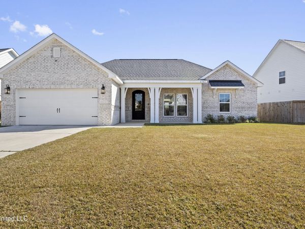 6746 Maurepas Circle, Ocean Springs, MS 39564