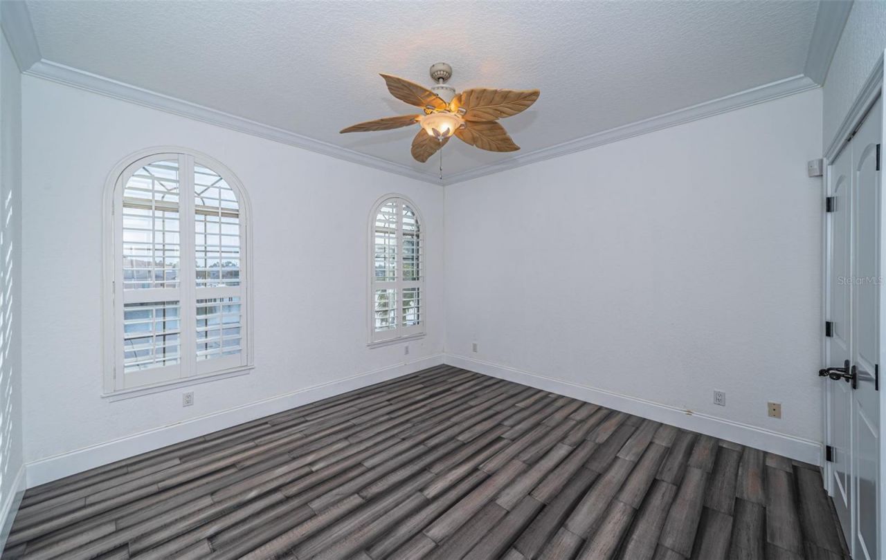 7942 3rd Avenue S, Saint Petersburg, FL 33707 Photo