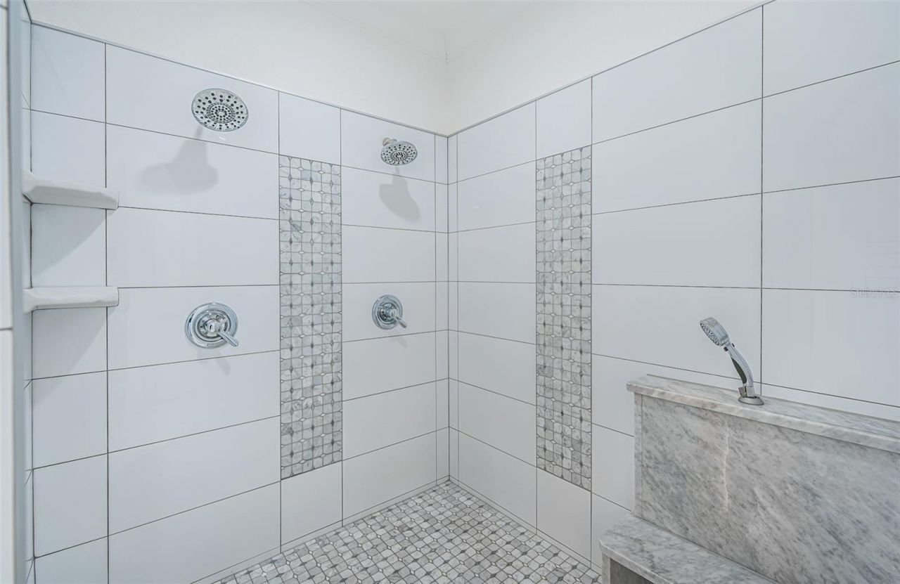 7942 3rd Avenue S, Saint Petersburg, FL 33707 Photo