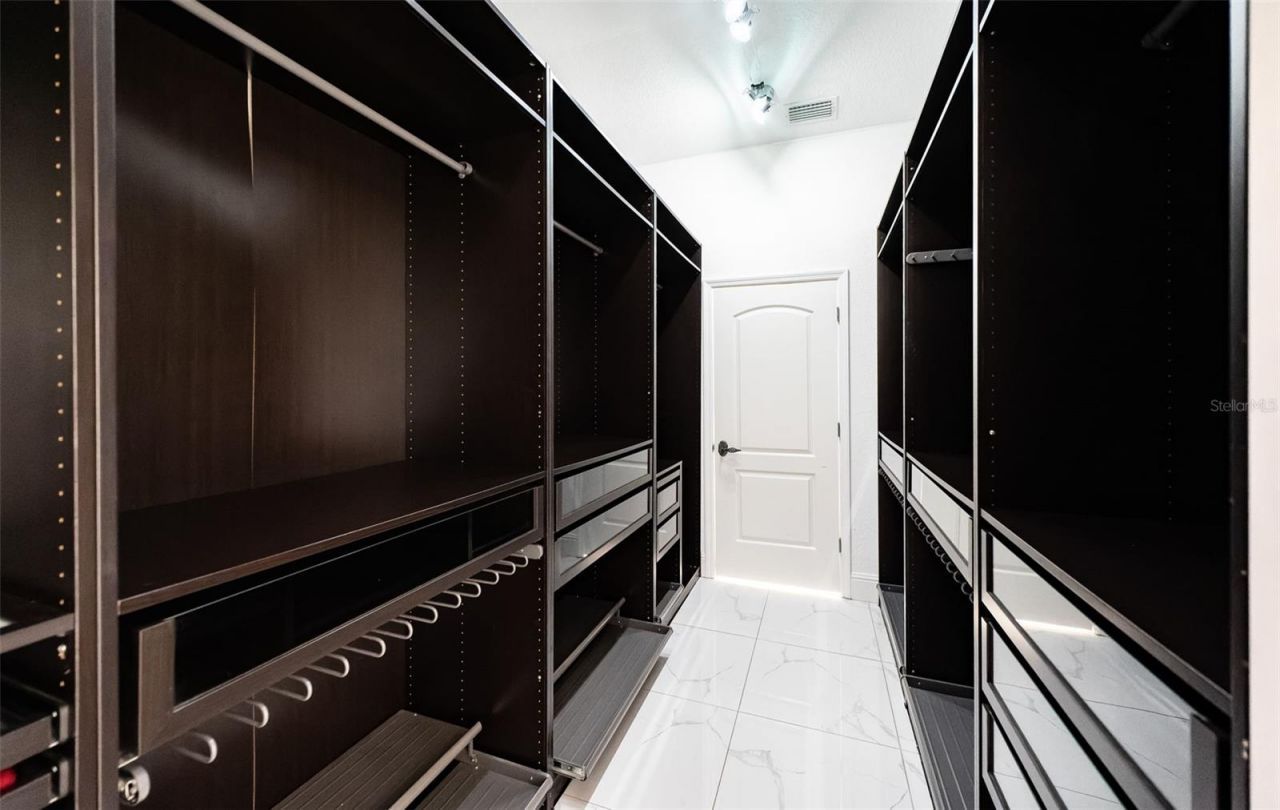 7942 3rd Avenue S, Saint Petersburg, FL 33707 Photo