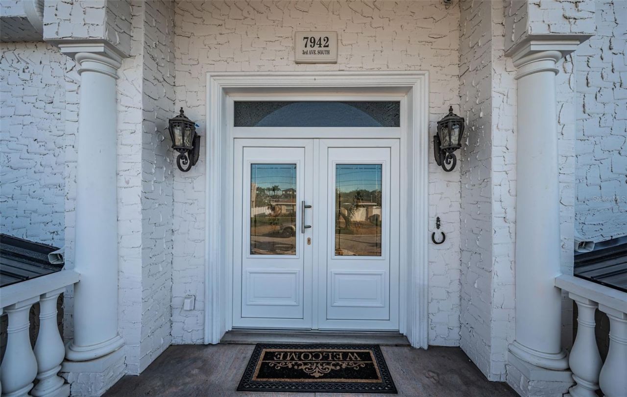 7942 3rd Avenue S, Saint Petersburg, FL 33707 Photo