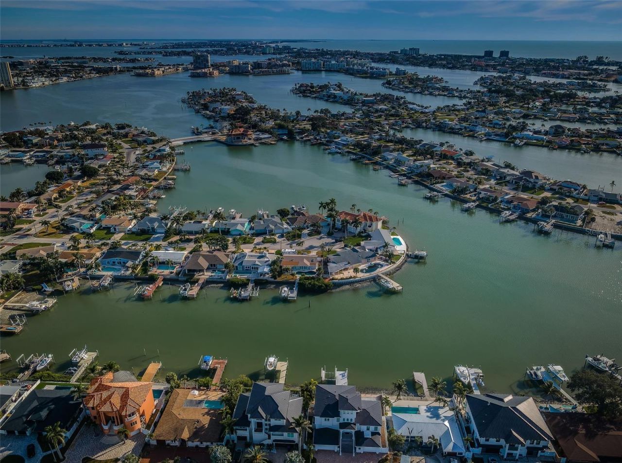 7942 3rd Avenue S, Saint Petersburg, FL 33707 Photo