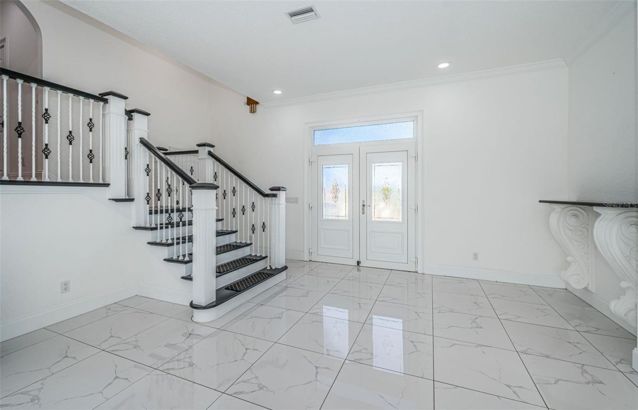 7942 3rd Avenue S, Saint Petersburg, FL 33707 Photo