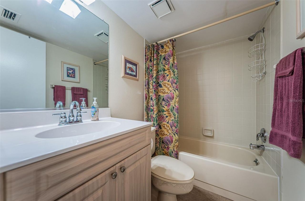 6287 Bahia Del Mar Circle, Unit 101, Saint Petersburg, FL 33715 Photo