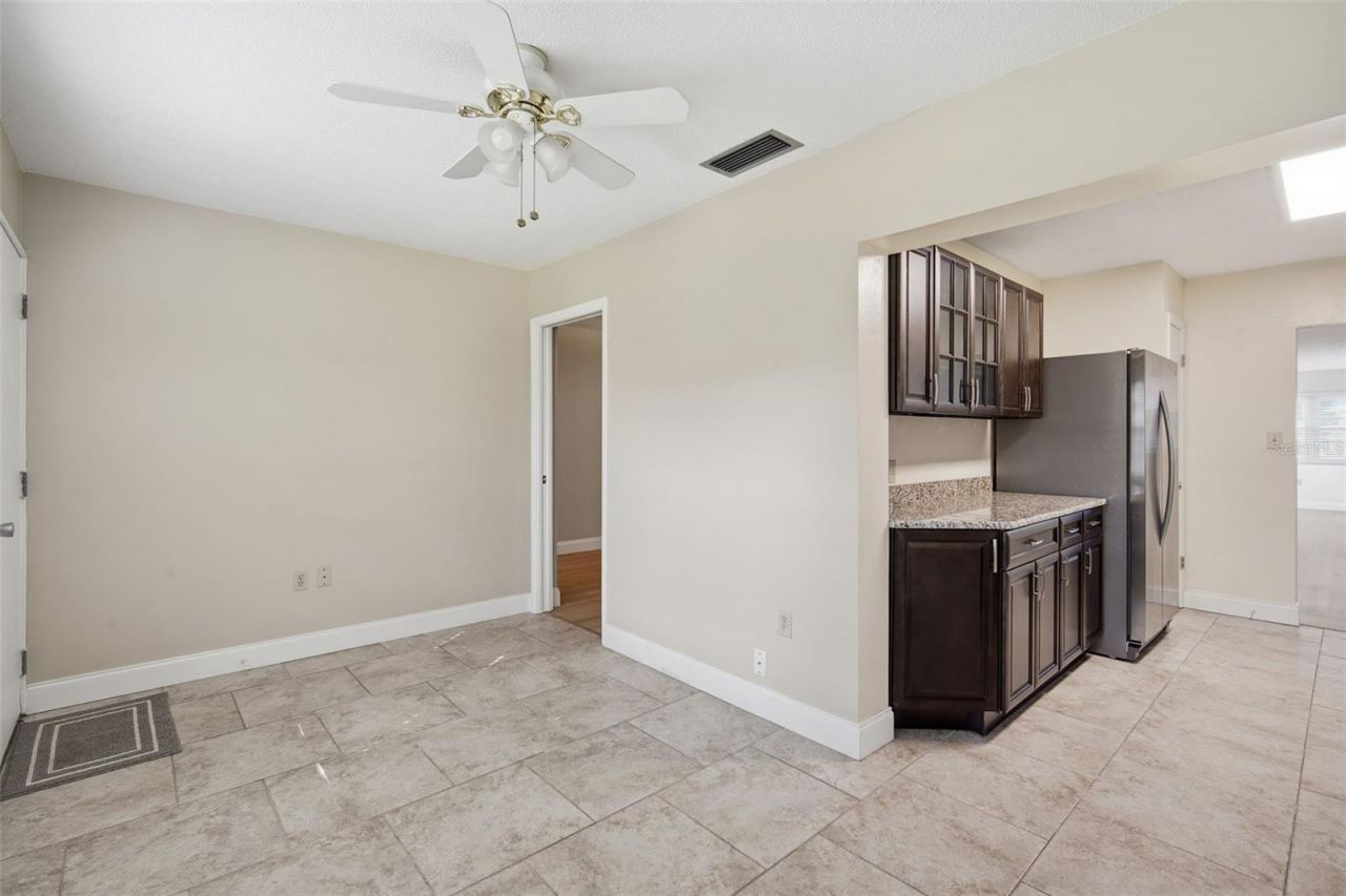 5865 37th Avenue N, Unit 19, Saint Petersburg, FL 33710 Photo