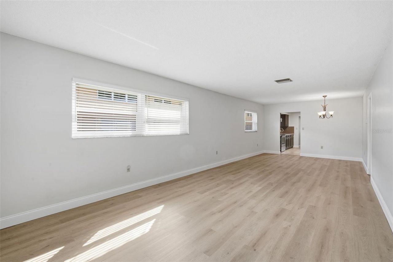 5865 37th Avenue N, Unit 19, Saint Petersburg, FL 33710 Photo