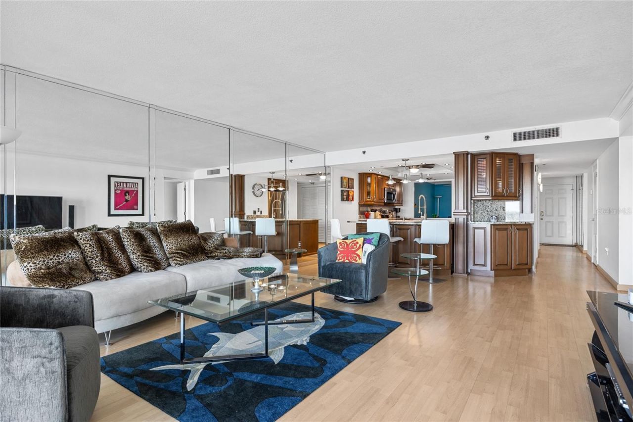 2 Adalia Avenue, Unit 807, Tampa, FL 33606 Photo
