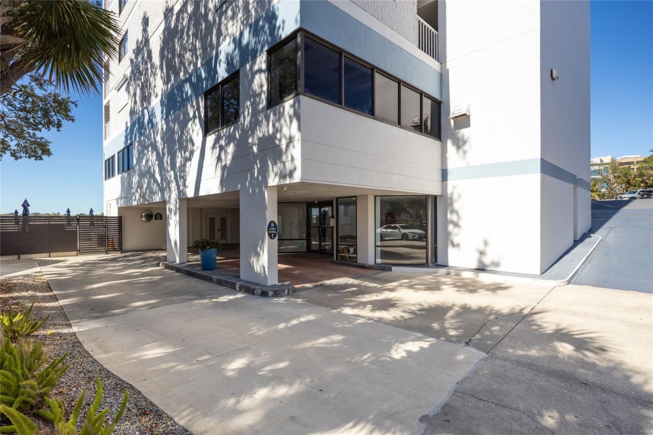 2 Adalia Avenue, Unit 807, Tampa, FL 33606 Photo