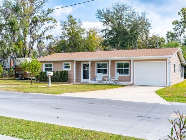 305 NE 1ST AVENUE, CRYSTAL RIVER, FL 34429