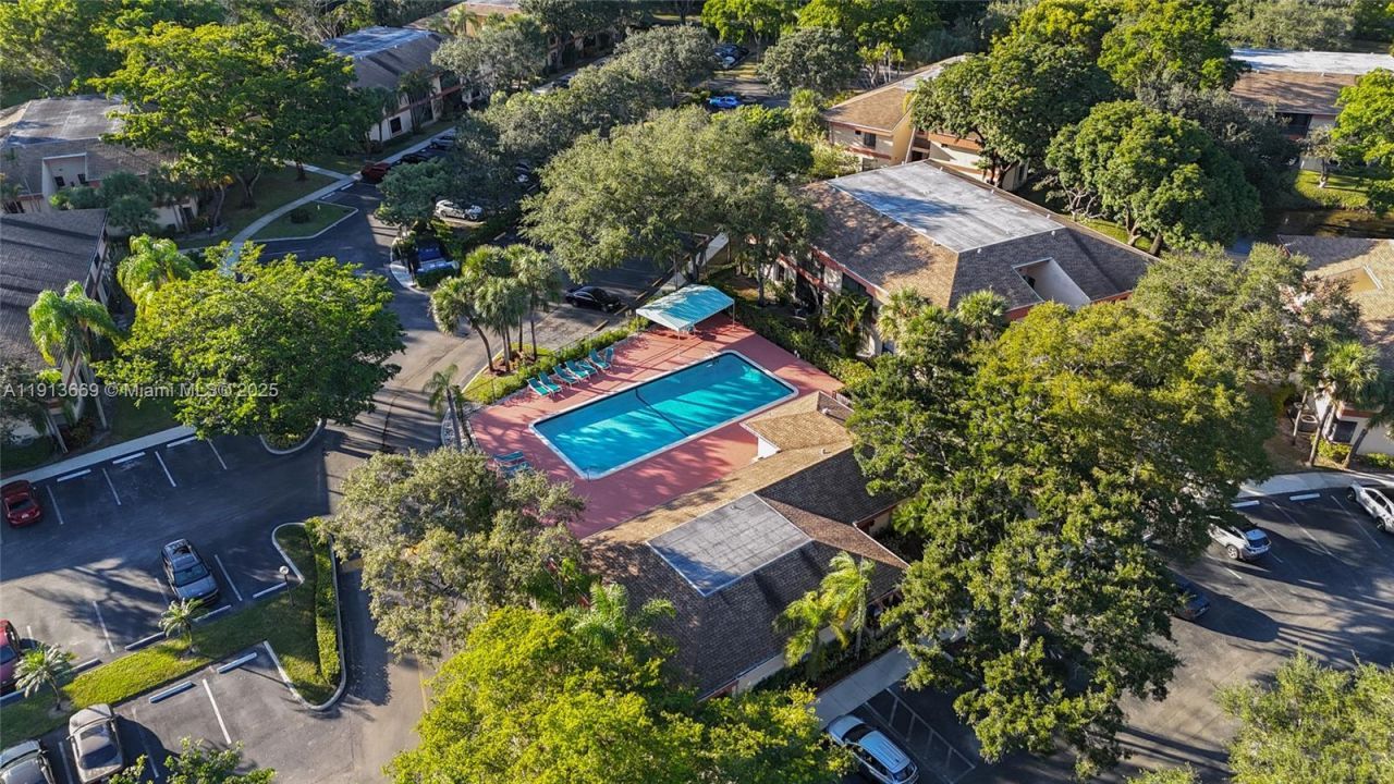 4133 S Carambola Cir S, Unit G203, Coconut Creek, FL 33066 Photo