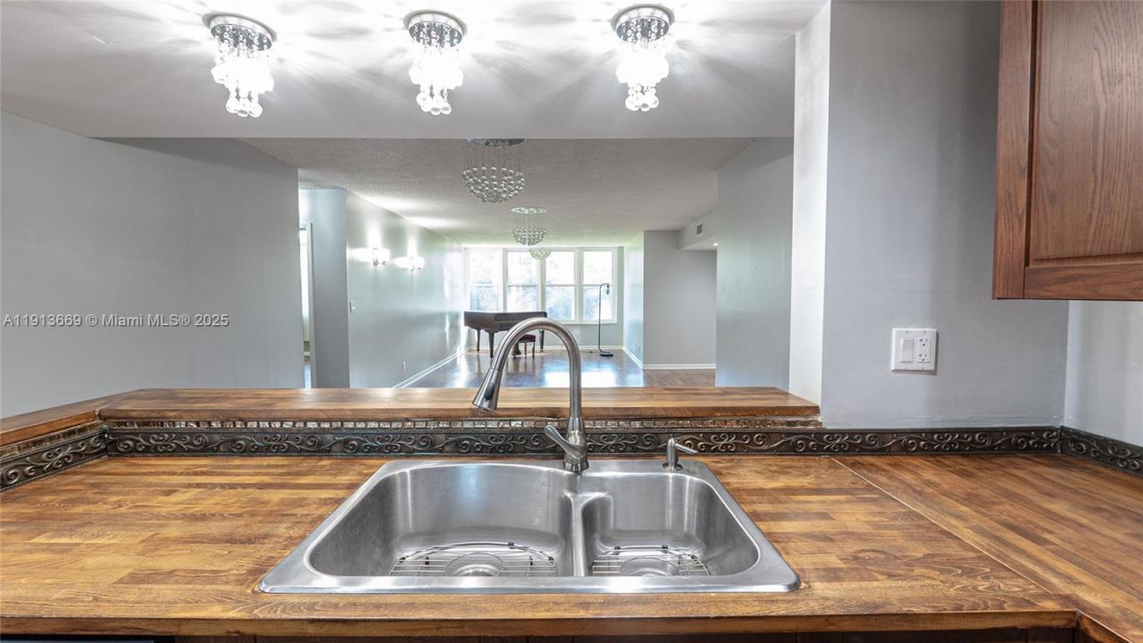 4133 S Carambola Cir S, Unit G203, Coconut Creek, FL 33066 Photo