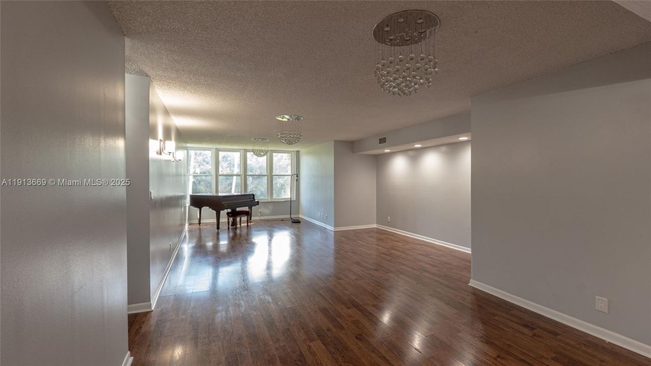 4133 S Carambola Cir S, Unit G203, Coconut Creek, FL 33066 Photo