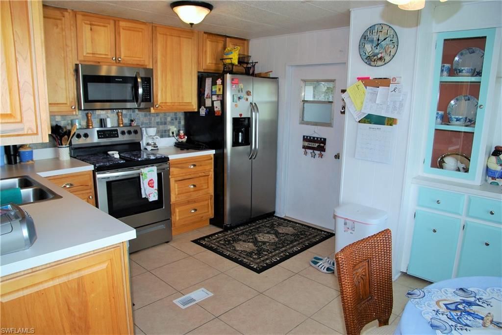 80 Snead Dr , North Fort Myers, FL 33903 Photo