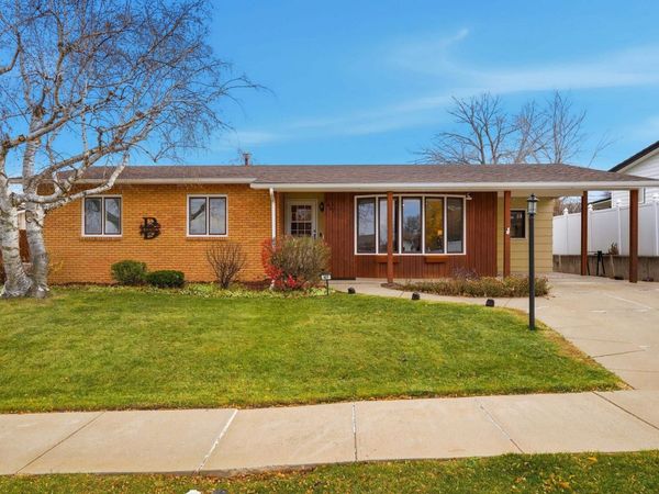 407 E COLLEGE AVE, Rapid City, SD 57701