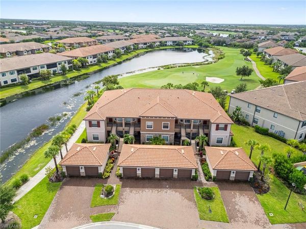 9402 Pocida CT, Unit 202, NAPLES, FL 34119