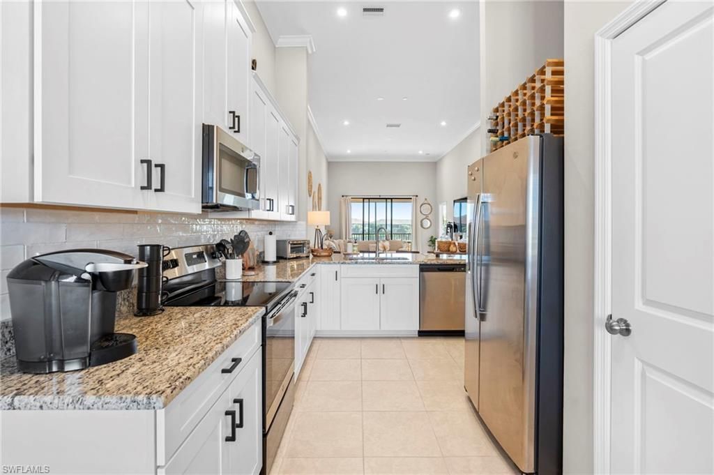 9402 Pocida Ct, Unit 202, Naples, FL 34119 Photo