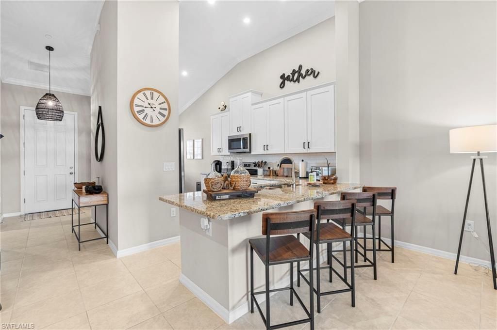 9402 Pocida Ct, Unit 202, Naples, FL 34119 Photo