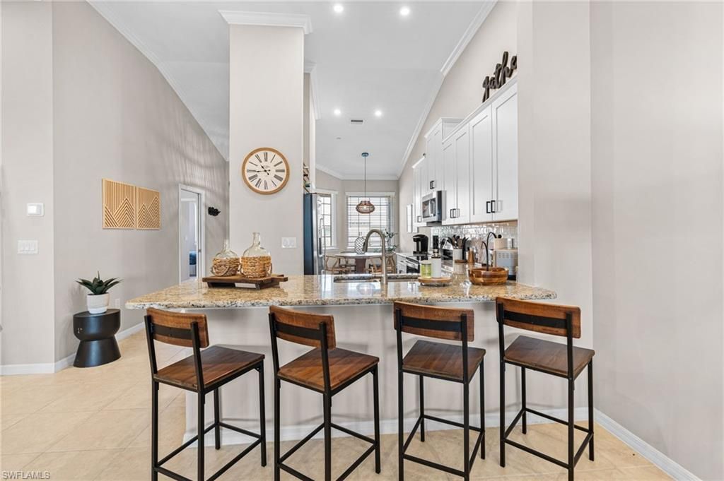 9402 Pocida Ct, Unit 202, Naples, FL 34119 Photo
