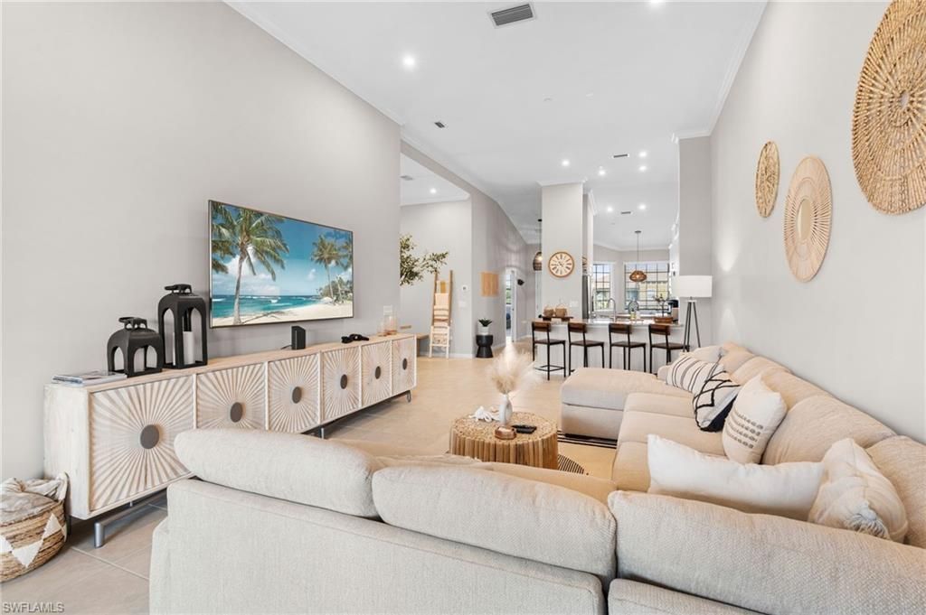 9402 Pocida Ct, Unit 202, Naples, FL 34119 Photo